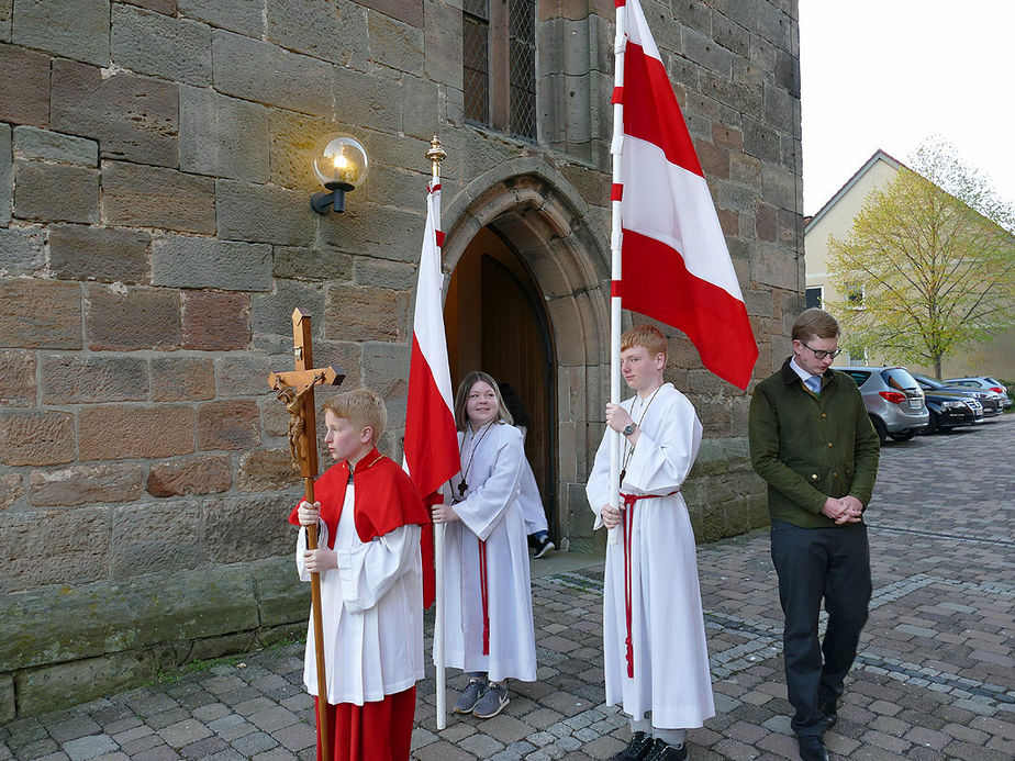 Lumen Christi - Auferstehungsmesse in St. Crescentius (Foto: Karl-Franz Thiede)